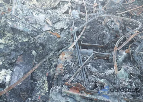 2019 Ram 1500 Laramie 4X4 5'7 Box from USA, damaged, VIN 1C6SRFJT6KN694779